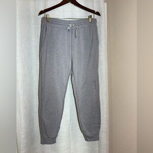 Vuori Women’s Heather Gray Joggers (regular length)